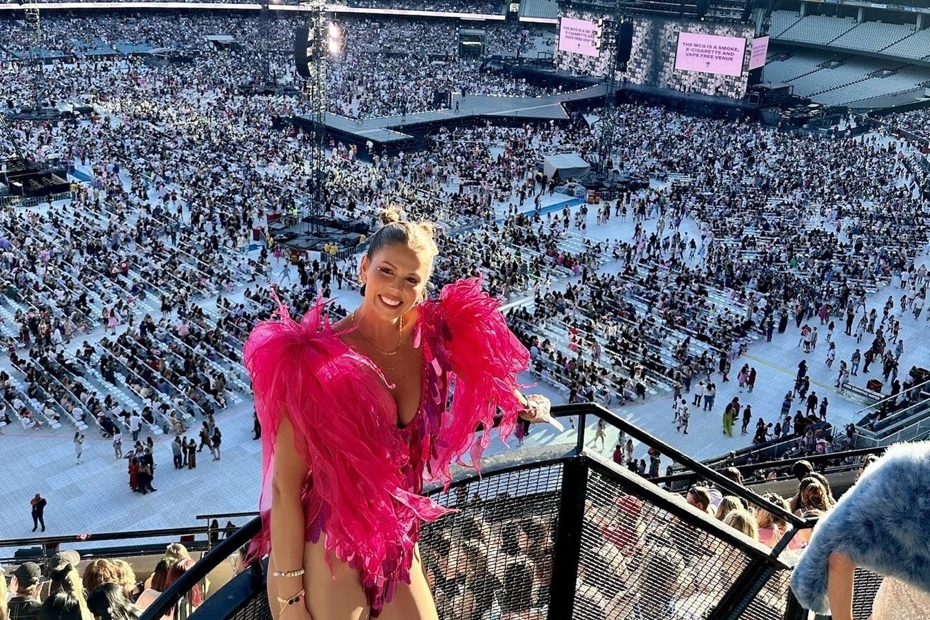 Sophie at the Taylor Swift concert